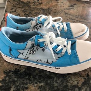 Sketchers Dr Suess Horton hears a who sneakers woman’s size 9.5